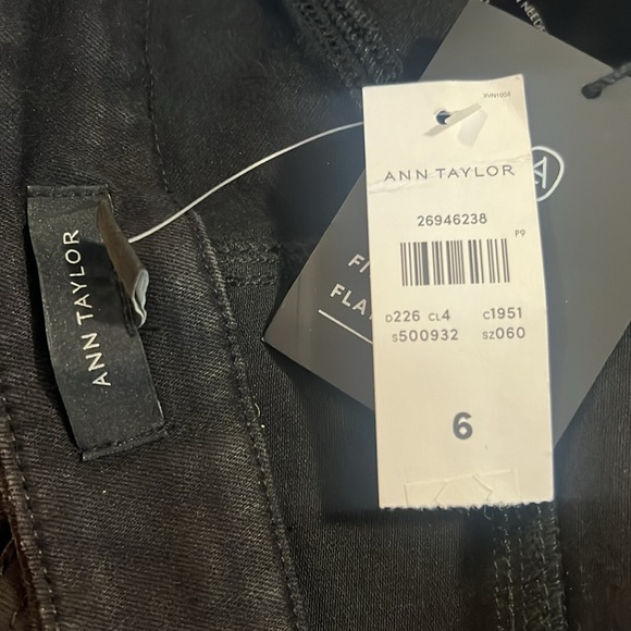 Ann Taylor Women's Black Straight Leg Jeans - Picture 4 of 5